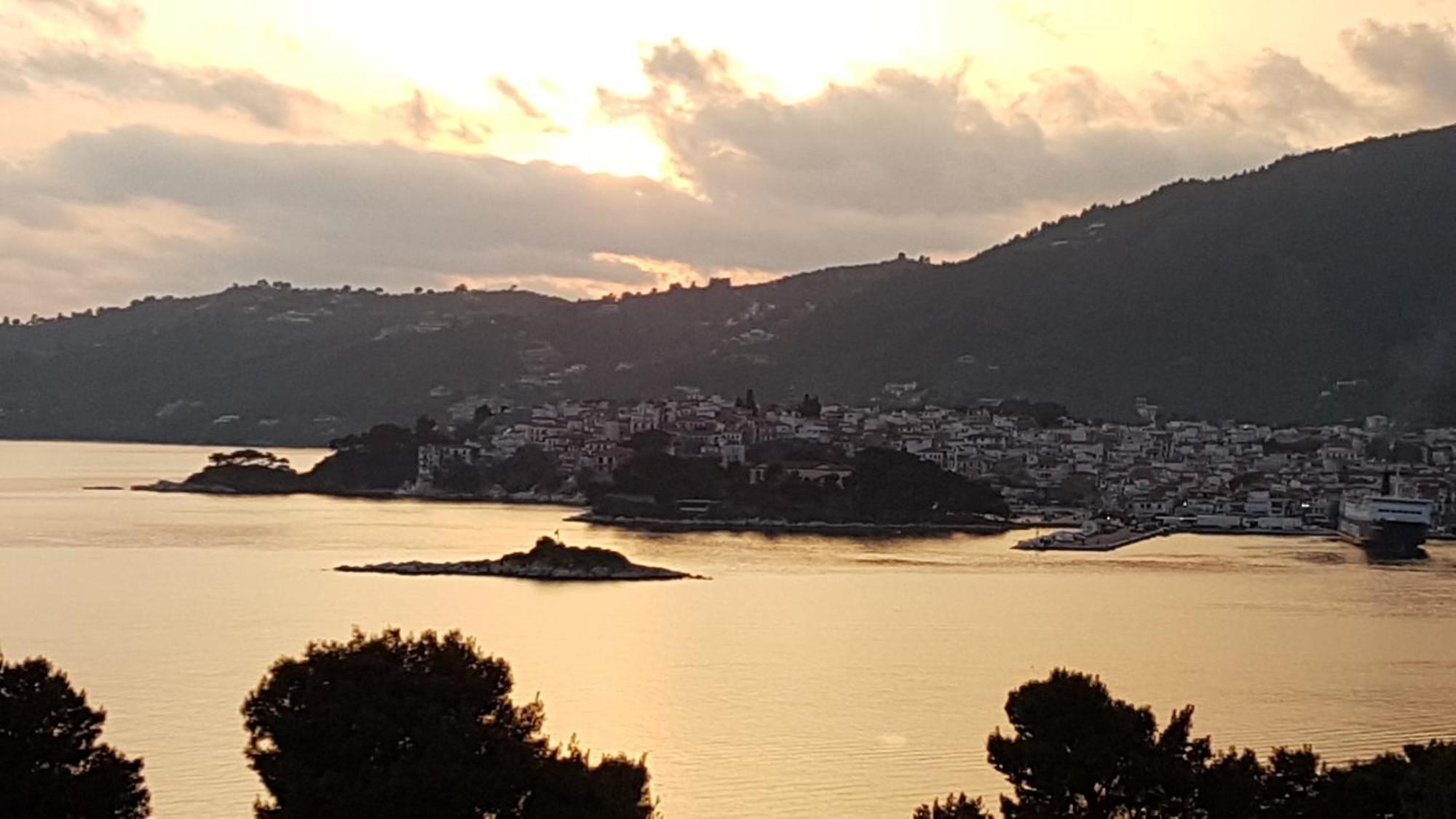 Core Luxury Suites (Adults Only) Σκιάθος Πόλη Εξωτερικό φωτογραφία